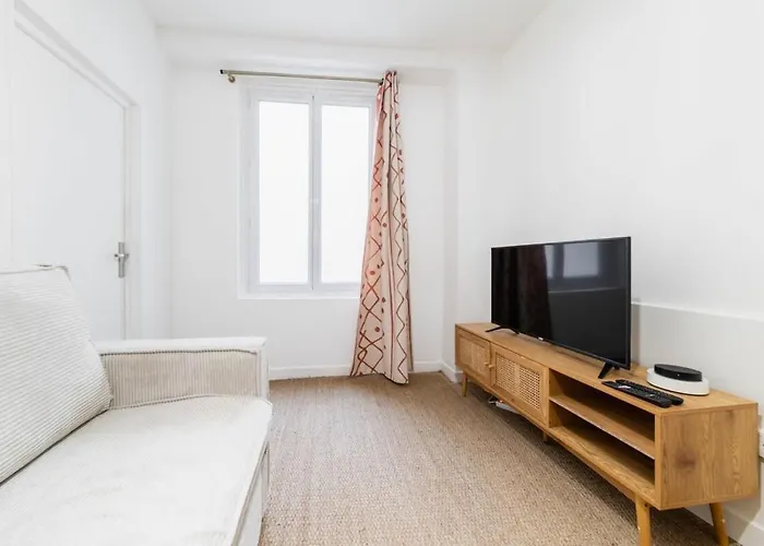 Jolie 2 Pieces 35M2 Bien Equipee 4P - Paris 20 - Flat-Guest